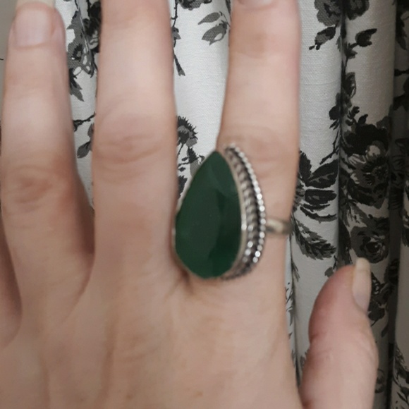 New Emerald 925 Silver Ring. - Picture 5 of 8